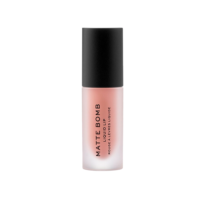 MAKEUP REVOLUTION MATTE BOMB LIPPENSTIFT NUDE CHARM 4,6ML