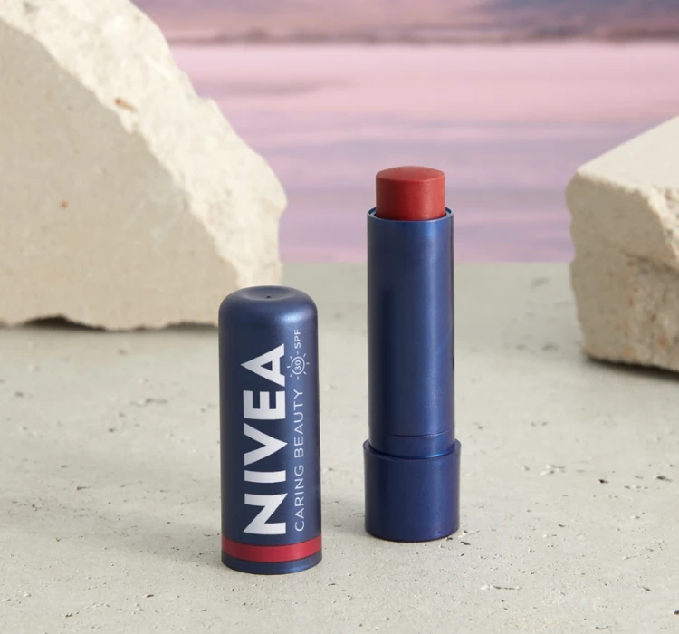 NIVEA CARING BEAUTY LIPPEN- UND WANGENSTIFT 3IN1 RED 4,8G