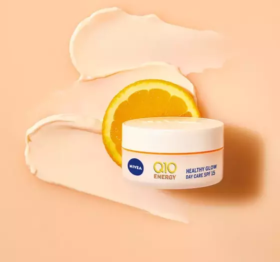 NIVEA Q10 PLUS C ANTI FALTEN TAGESCREME ENERGIE SPF 15