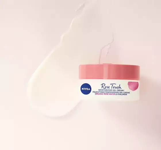 NIVEA ROSE TOUCH FEUCHTIGKEITSSPENDENDE GEL-CREME 50ML