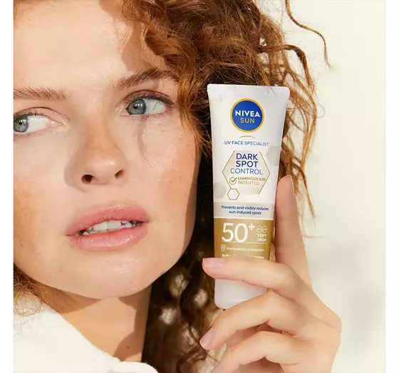 NIVEA SUN DARK SPOT CONTROL LUMINOUS630 SONNECREME FÜR GESICHT SPF 50+ 40ML