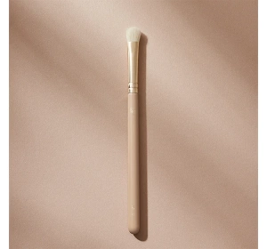 EVELINE PINSEL ZUM AUFTRAGEN VON LIDSCHATTEN E01