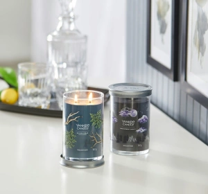 Yankee Candle Signature Tumbler Große Duftkerze Bayside Cedar 567 g