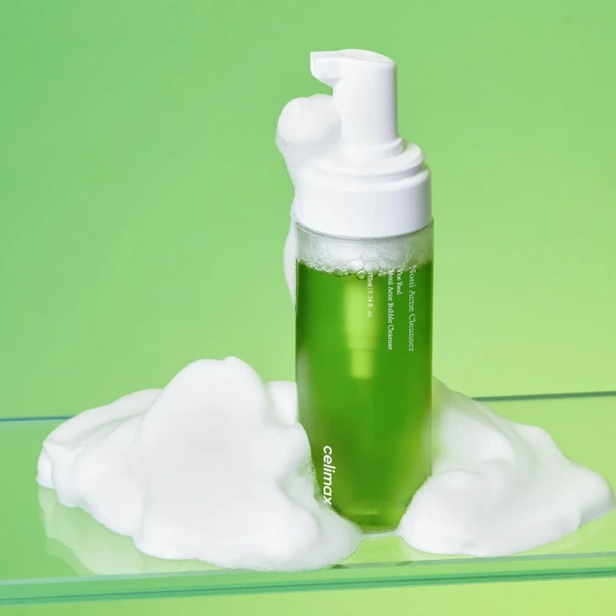 Kliknij na zdjęcie, aby je powiększyć Celimax The Real Noni Acne Bubble Cleanser Reinigender Gesichtsreinigungsschaum 155 ml