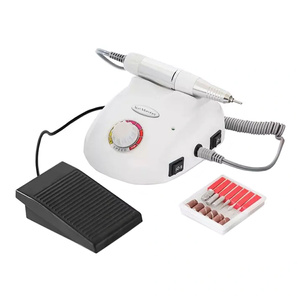 Nagelfräse DM 208 40 W + 6 Fräser