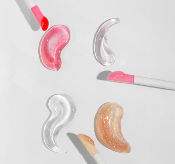 Kliknij na zdjęcie, aby je powiększyć Eveline Cosmetics Celebrity Lips High Gloss Lip Oil Serum Lippenöl-Serum 02 Rose 5 ml