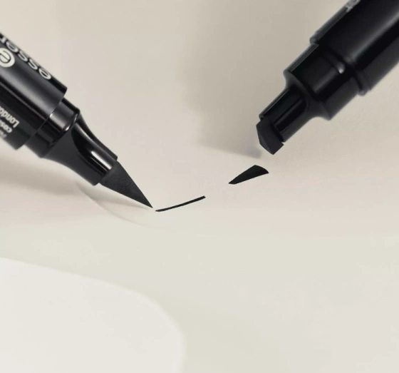 Essence Quick Wing! Stamp Präziser Eyeliner 01 Black 3,5 ml