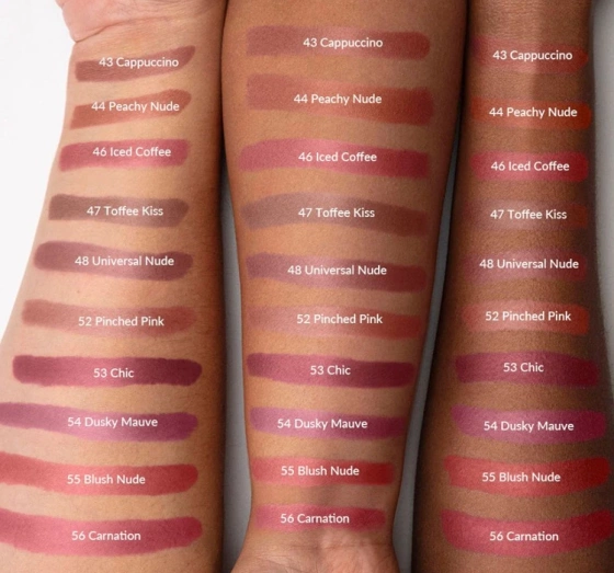 Avon Ultra Colour Creamy Lipstick Ultra-cremiger Lippenstfit 68 Red 2000 3,6g