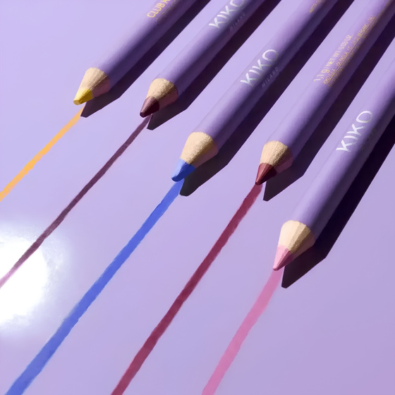 Kliknij na zdjęcie, aby je powiększyć KIKO Milano Club K Glide & Go Eye Pencil Augenstift 23 It's Your Turn 1,1 g
