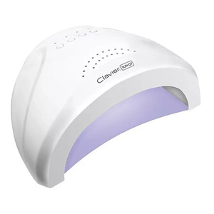 Clavier Sun Q7 UV/LED Dual Wave 48 W Hybrid-Lampe mit verspiegeltem Boden für die Nägel