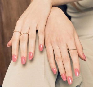 OHORA HYBRIDLACK IM AUFKLEBER CREAM GLOW