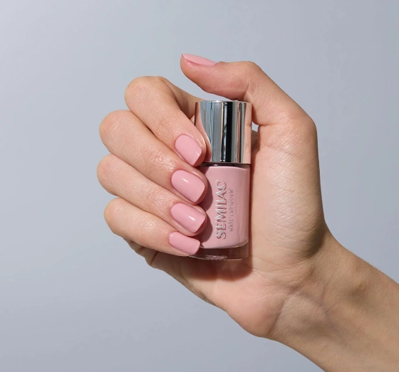 Kliknij na zdjęcie, aby je powiększyć Semilac Nail Lacquer Klassischer Nagellack 106 Pinkognito 9 ml