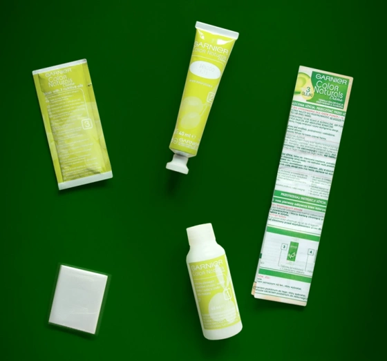 Kliknij na zdjęcie, aby je powiększyć Garnier Color Naturals Permanente Haarfarbe 4 Braun