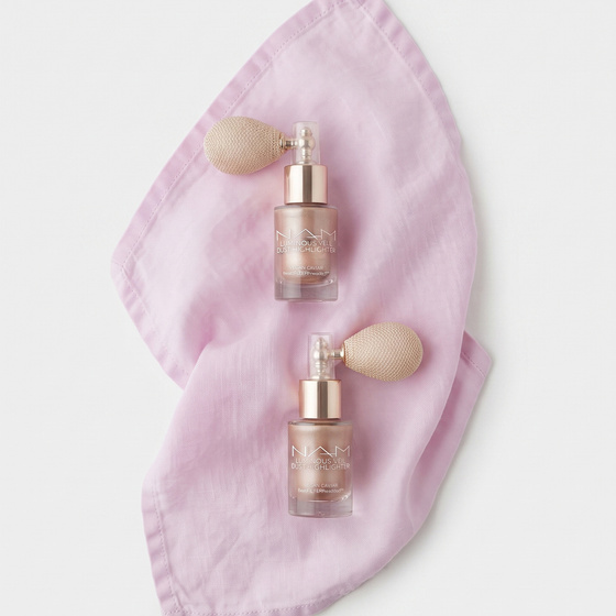 NAM Luminous Veil Dust Highlighter – loser Highlighter für Gesicht und Körper, 2,5 g