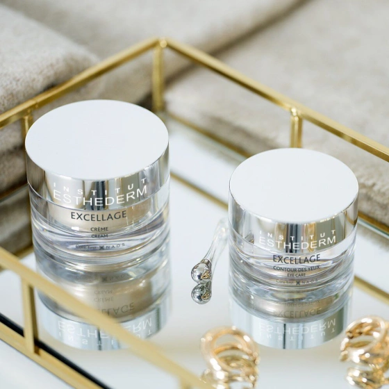 Kliknij na zdjęcie, aby je powiększyć Institut Esthederm Excellage Kosmetikset Gesichtscreme 50 ml + Augencreme 15 ml + Kosmetiktasche