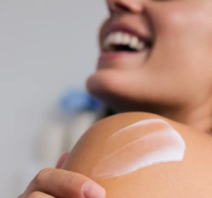 NIVEA Smooth Sensation Glättende Körpermilch für trockene Haut 400 ml