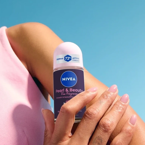 NIVEA PEARL & BEAUTY BLACK PEARL ANTITRANSPIRANT ROLL ON 50ML