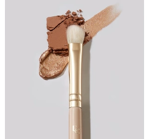 EVELINE PINSEL ZUM AUFTRAGEN VON LIDSCHATTEN E01