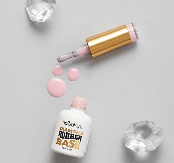 Kliknij na zdjęcie, aby je powiększyć Clavier Nailsology Diamond Rubber Base Hybridbasis DB03 Rosy Girl 8 ml