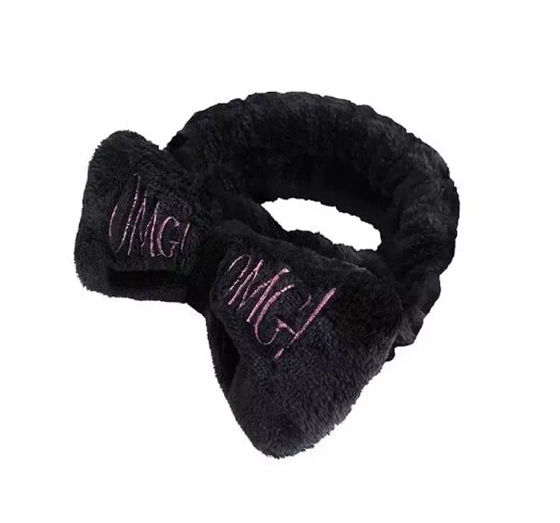 Kliknij na zdjęcie, aby je powiększyć DENI CARTE HAARBAND OMG