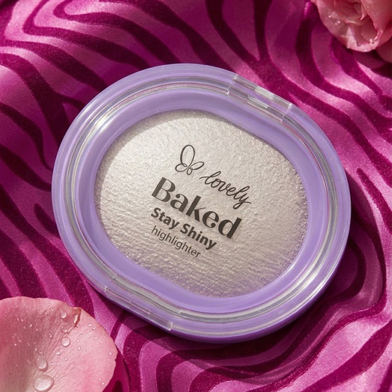 Kliknij na zdjęcie, aby je powiększyć Lovely Baked Stay Shiny – gebackener Highlighter für das Gesicht, 1,4 g