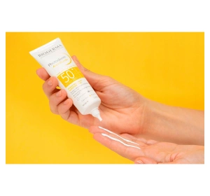 Bioderma Photoderm Aquafluide ultraleichtes Fluid SPF50+ Clear 40ml