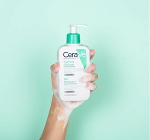 CERAVE REINIGUNGSGEL FÜR NORMALE BIS FETTIGE HAUT 236ML