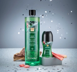 Avon Senses Crisp Forest Roll-On Deodorant für Männer 50 ml