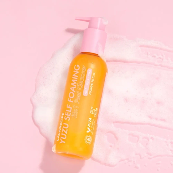 LalaRecipe Yuzu Self Foaming 3-in-1 Peel Cleanser – reinigender Gesichtsreinigungsschaum mit AHA-, PHA- und BHA-Säuren, 200 ml