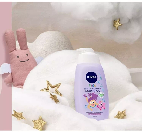 Kliknij na zdjęcie, aby je powiększyć NIVEA KIDS 3 IN 1 SHOWER & SZAMPOO DUSCHGEL UND SHAMPOO BERRY 500ML