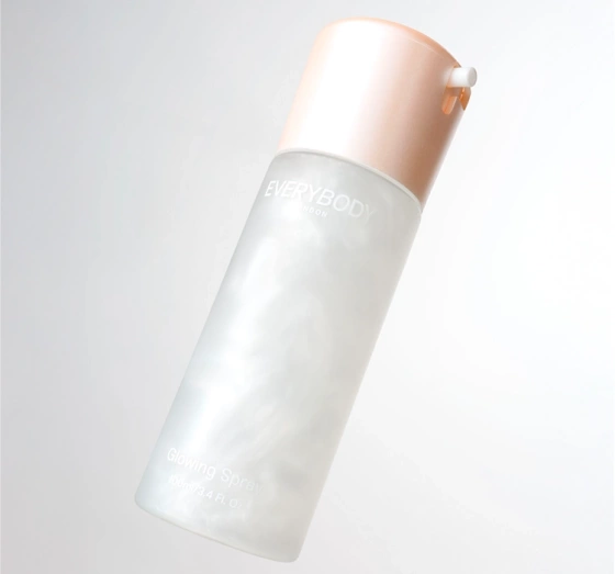 Kliknij na zdjęcie, aby je powiększyć Everybody London Aufhellendes Gesichtsspray 100 ml