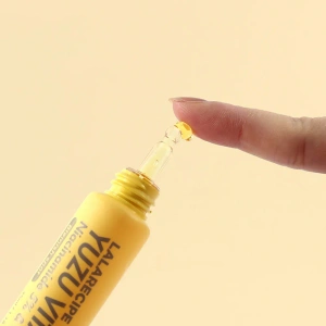 LalaRecipe Yuzu Vita C Eye Serum – aufhellendes Augenserum mit Vitamin C und 5 % Niacinamid, 35 ml