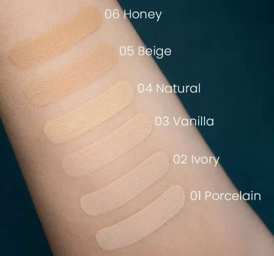 Eveline Cosmetics Selfie Time deckende und feuchtigkeitsspendende Grundierung und Concealer 05 Beige 30 ml