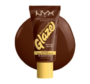 NYX Professional Makeup Buttermelt Glaze Creme-Foundation mit SPF30 09 Hazelnut Butta 30 ml