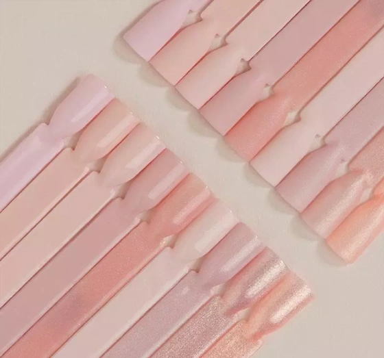 Kliknij na zdjęcie, aby je powiększyć SEMILAC WEDDINAILS HYBRIDLACK UV 580 PARTY TOGETHER 7ML