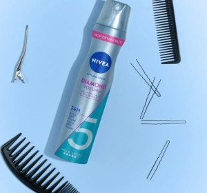 NIVEA Diamant Volumen Haarspray 5 Ultra Strong 250ml