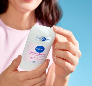 NIVEA PEARL & BEAUTY ANTITRANSPIRANT IM STIFT FÜR FRAUEN 50ML