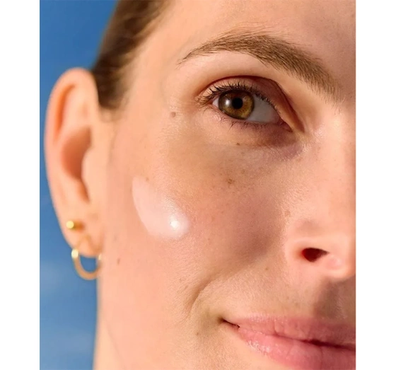 Kliknij na zdjęcie, aby je powiększyć NIVEA Luminous630 Intensiv-Serum gegen Hautverfärbungen 30 ml