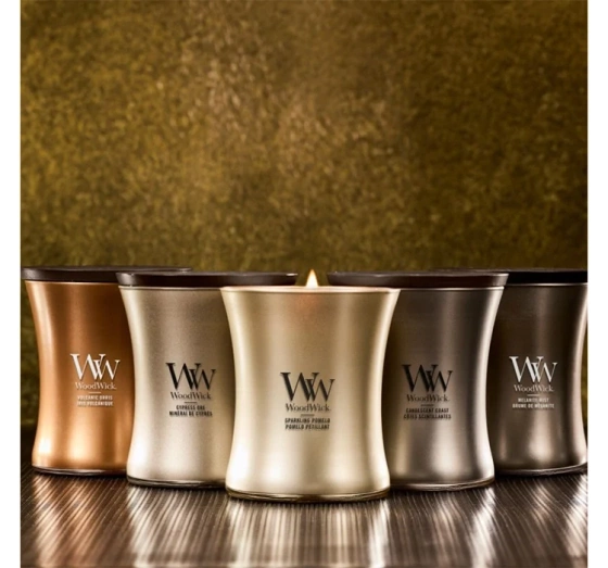 Kliknij na zdjęcie, aby je powiększyć Woodwick Medium Jar Candle Duftkerze Sparkling Pomelo 275 g