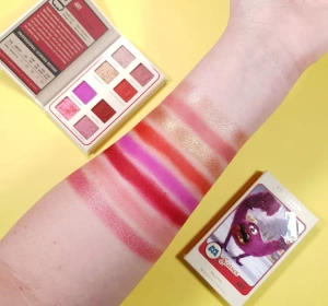 MAKEUP REVOLUTION X MONSTERS UNIVERSITY LIDSCHATTENPALETTE ART 4,4G