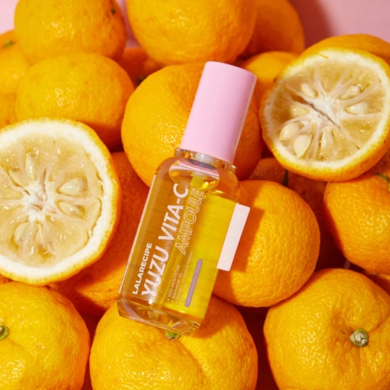 LalaRecipe Yuzu Vita C Ampoule – aufhellendes Gesichtsserum mit Vitamin C und 5 % Niacinamid, 50 ml