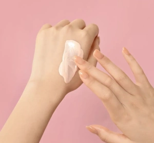 d'Alba Waterfull Tone-Up Pink Correcting Korrigierend-tonisierende Creme mit SPF50+ 50 ml