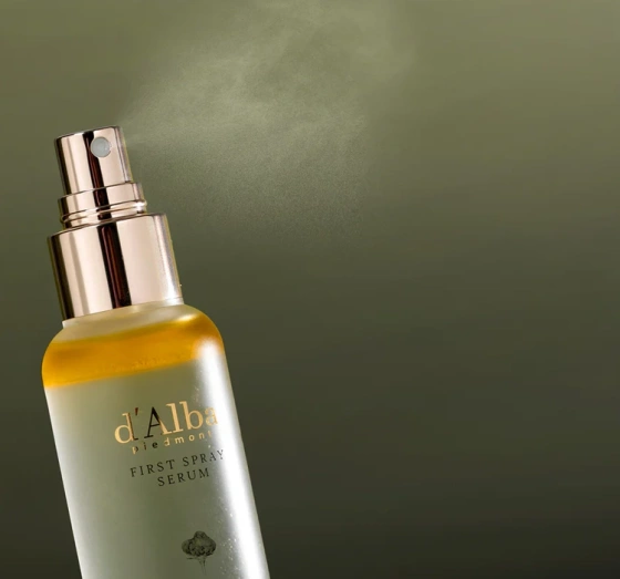 Kliknij na zdjęcie, aby je powiększyć d'Alba White Truffle First Spray Multifunktionales Gesichtsspray-Serum 100 ml