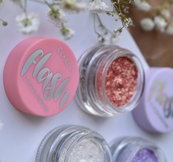 Kliknij na zdjęcie, aby je powiększyć CLARESA FLASH FOLIEN LIDSCHATTEN 05 LOVE STORY 3G