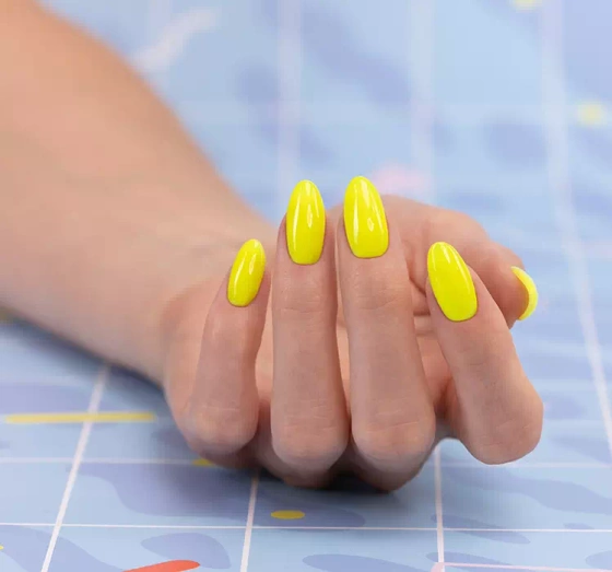 Kliknij na zdjęcie, aby je powiększyć ELISIUM HYBRIDLACK 225 NEON YELLOW 9G