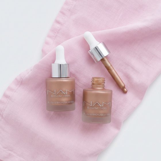 NAM Blonzing Drops – aufhellender flüssiger Bronzer-Rouge 01 15 ml