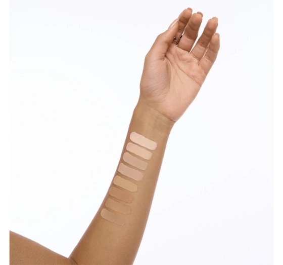 Kliknij na zdjęcie, aby je powiększyć Lamel Cloud Matte Mattierender Gesichtspuder 03 Light Beige 8g