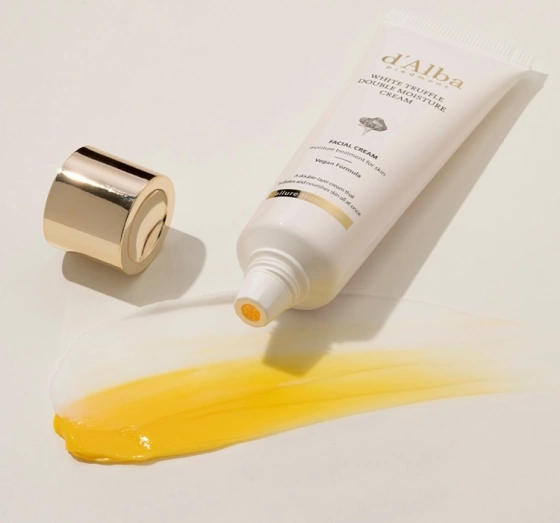 Kliknij na zdjęcie, aby je powiększyć d'Alba White Truffle zweiphasige Feuchtigkeitscreme für das Gesicht 60 ml