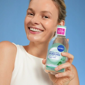 NIVEA REINIGENDES MIZELLENWASSER FÜR GESICHT 400ML