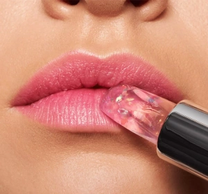 Essence Meta Glow Farbwechsel-Lippenstift 3,4 g 